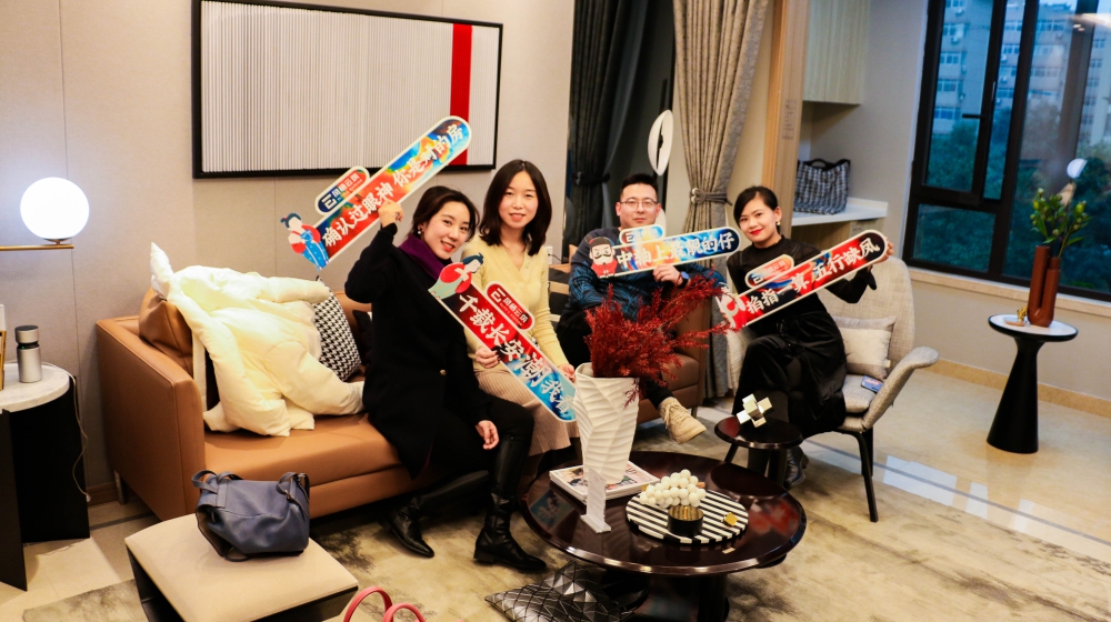 1575269419430184.jpg 02.jpg